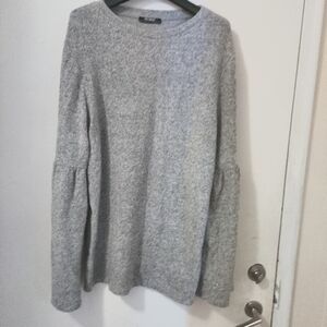 Zara Trafaluc Grey Soft Knit Top Size Medium Bell Sleeves